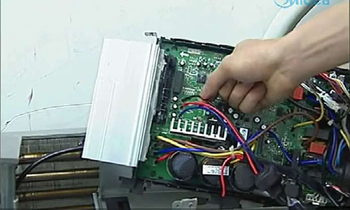 宜宾美的空调电话是多少